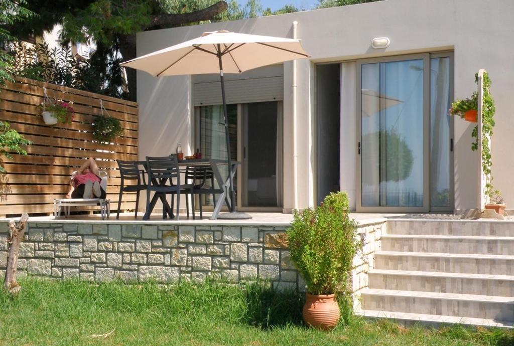 Galini Apartment'S-Suites Skaloti Exterior photo