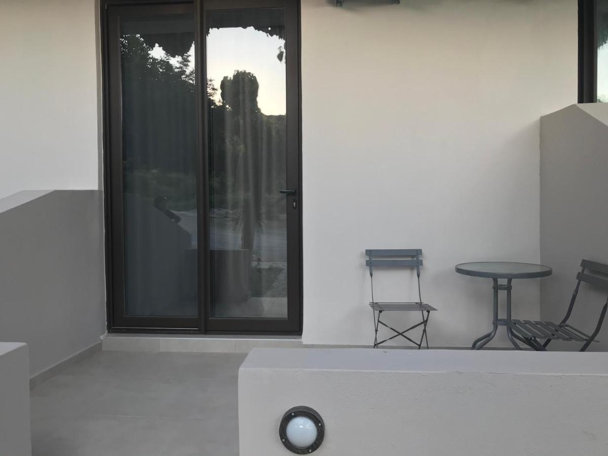 Galini Apartment'S-Suites Skaloti Exterior photo