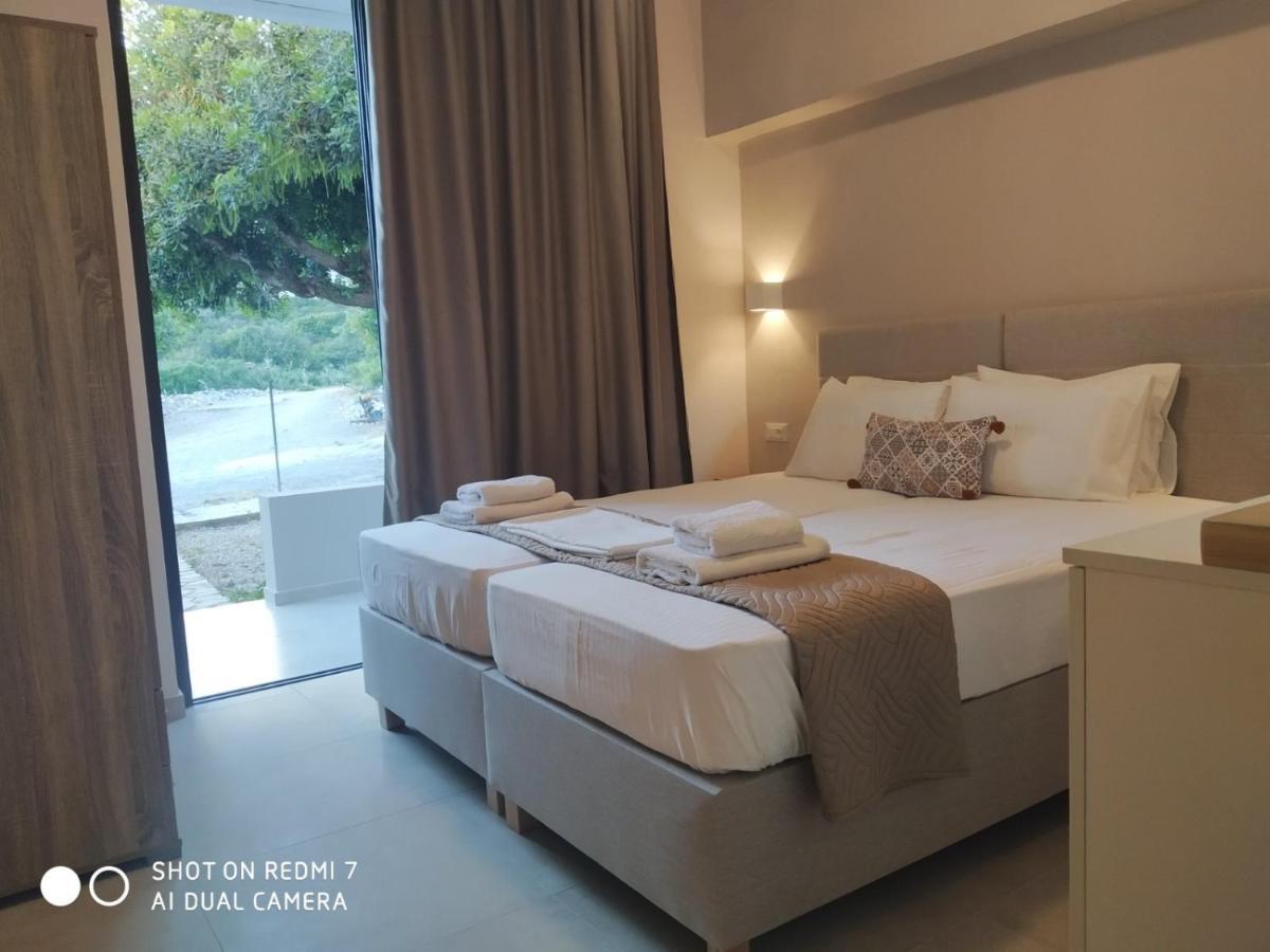 Galini Apartment'S-Suites Skaloti Exterior photo